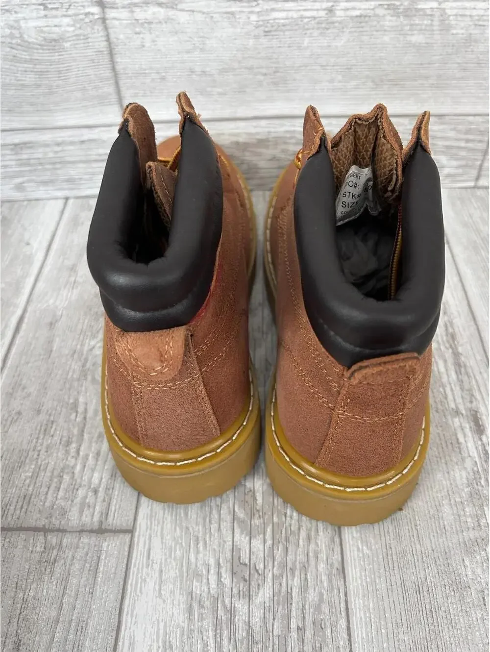 Desert Boots Natural Brown Leather Upper Men Size 6 Work Casual  NEW